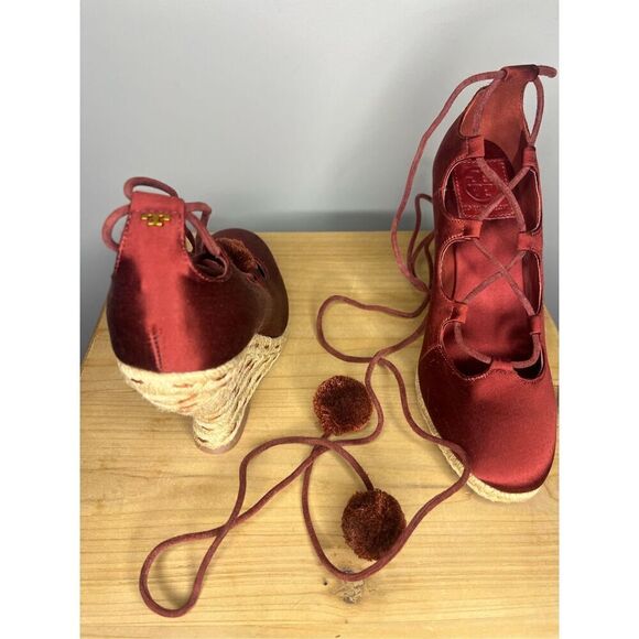 Tory Burch Women's High Heels Wedge Espadrilles Pompoms Satin Merlot Shoes 5.5 - Picture 8 of 12